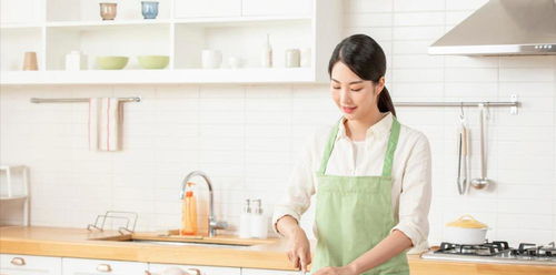 月薪一万的保姆自述 高薪背后的神经紧绷与职业尊严